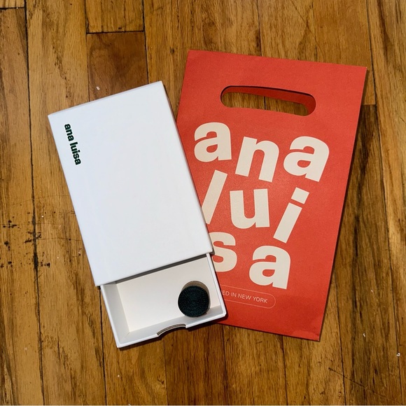 (3 for $15) Ana Luisa new gift bag & box set - Picture 2 of 7